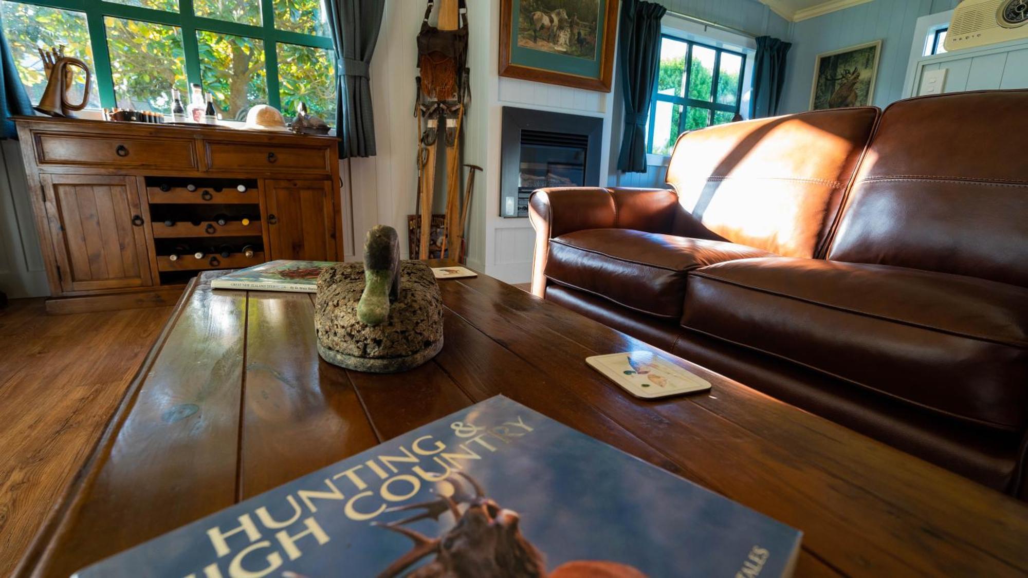 The Jolly Poacher Retreat Blenheim Room photo